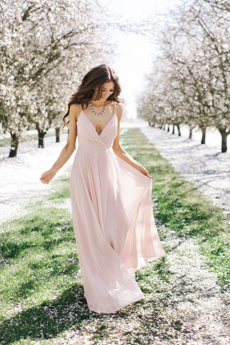 What to Wear for Your Engagement Session Lilac Flowy Dress