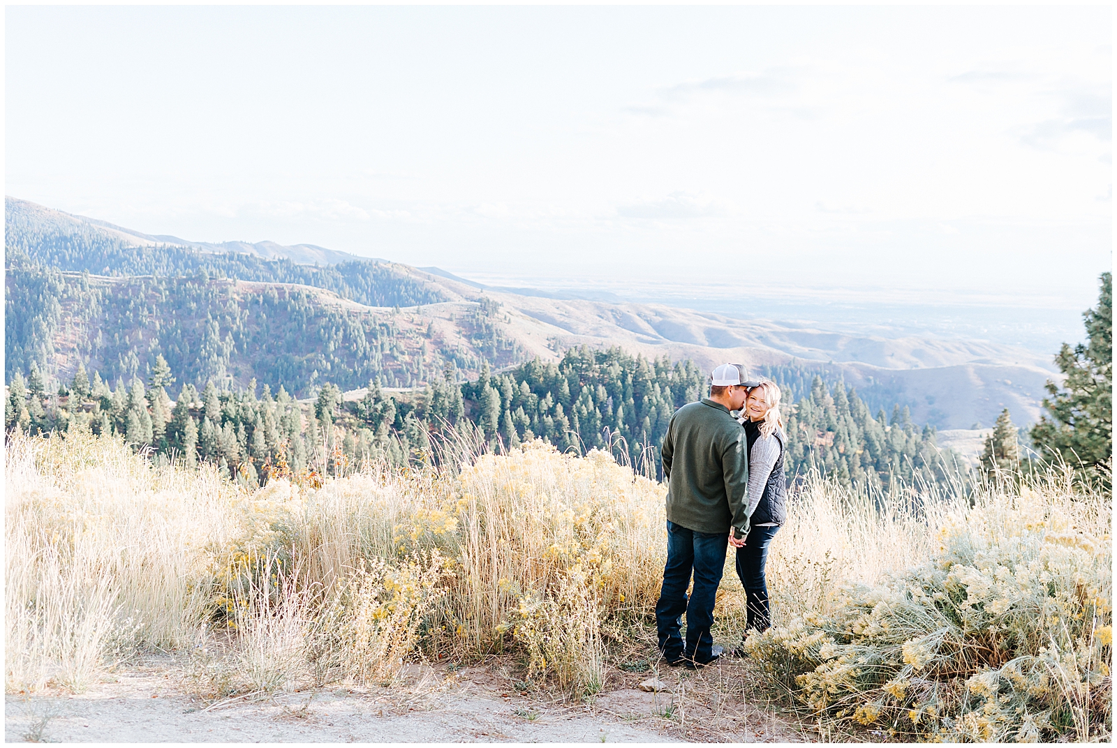 Fall Engagement session in the mountains boise idaho