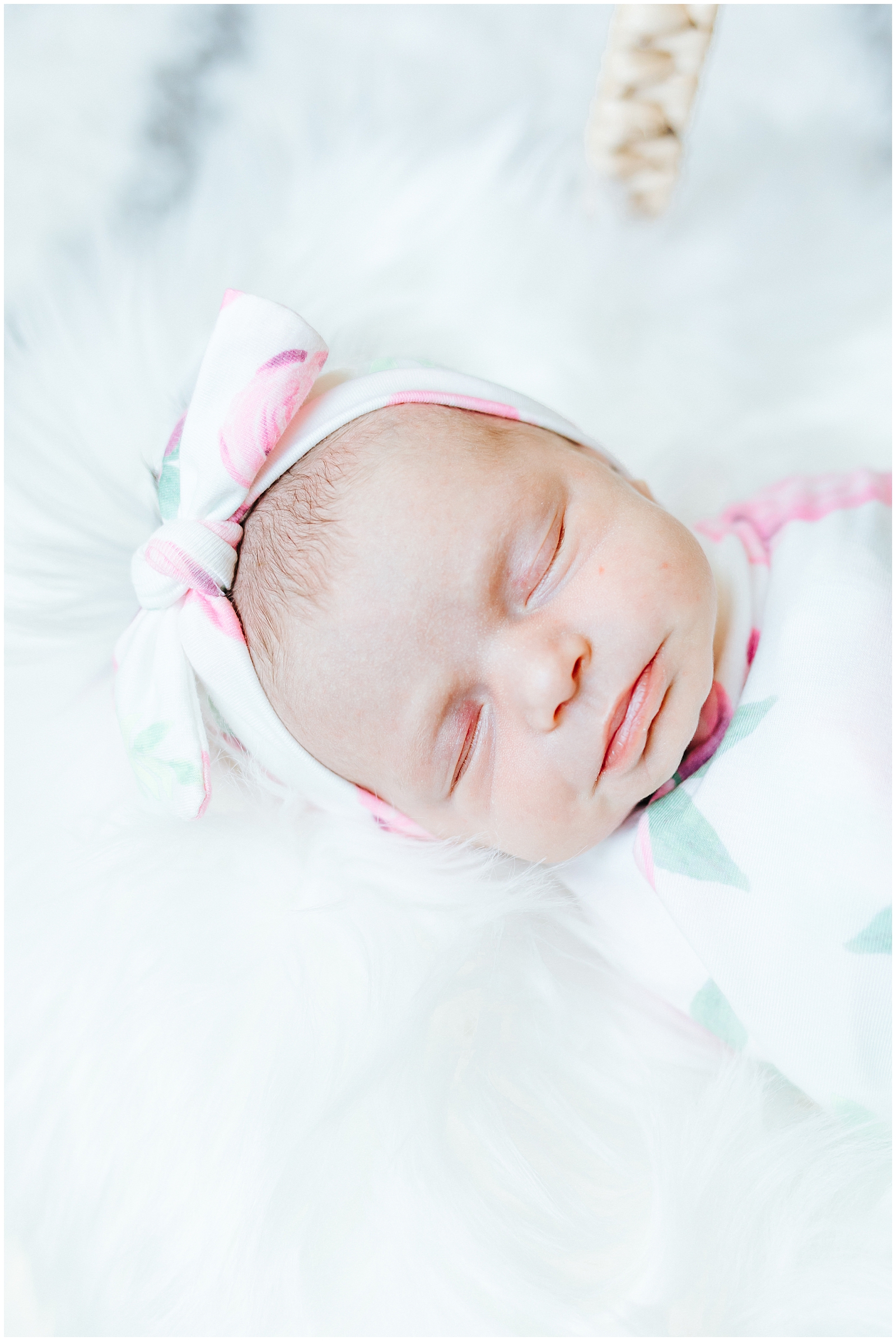 Newborn Lifestyle Session in Home and Baby