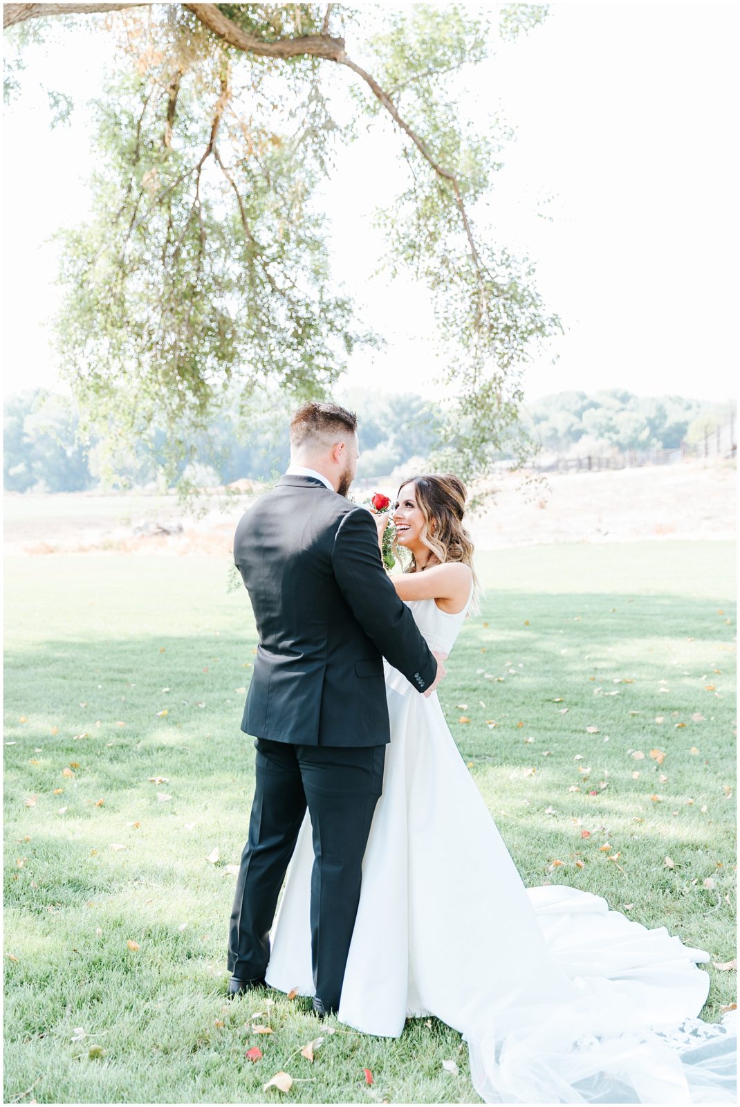 Dreamy Fall Deer Flat Ranch Wedding - karlianddavid.com