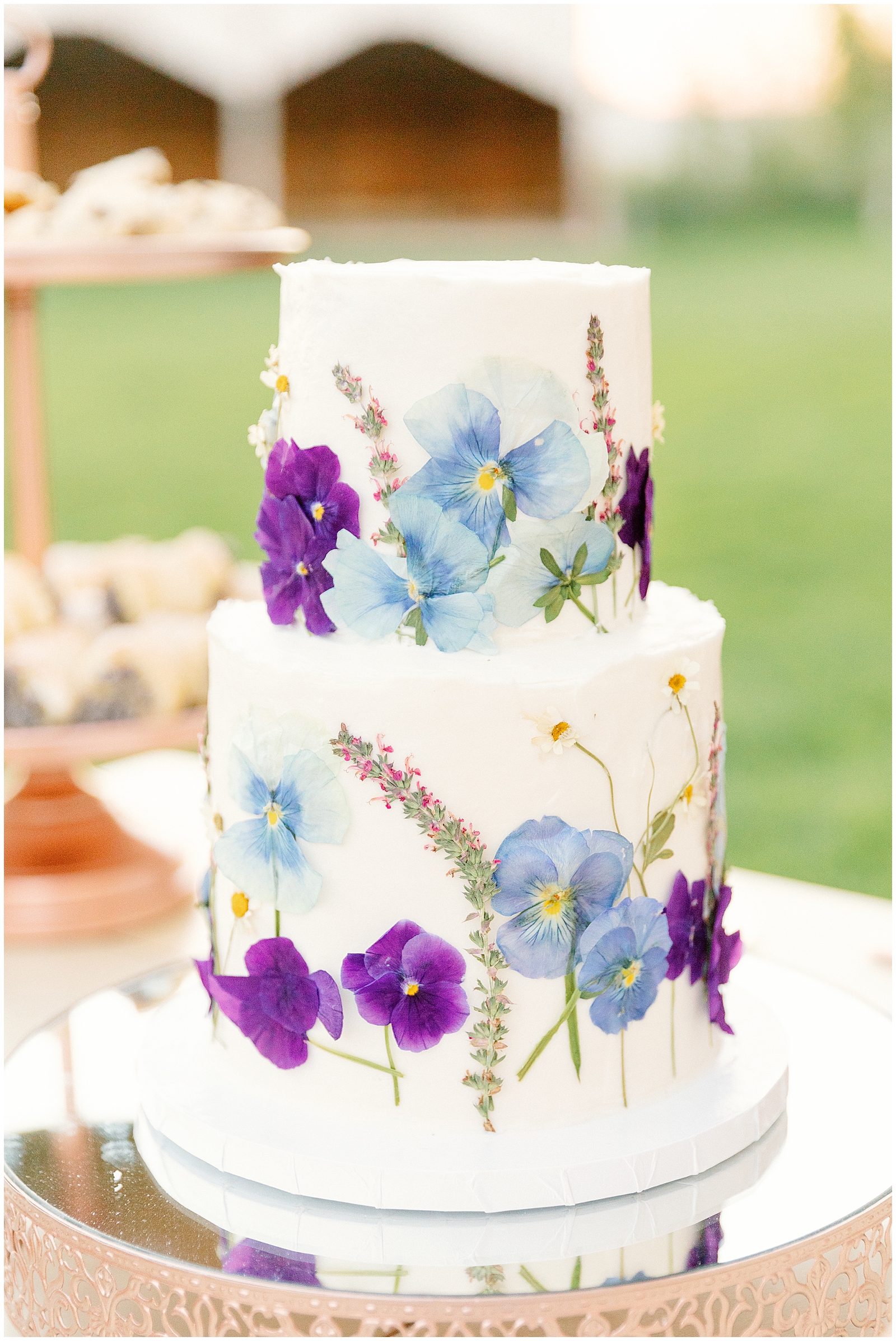 Flower pressed wedding cake