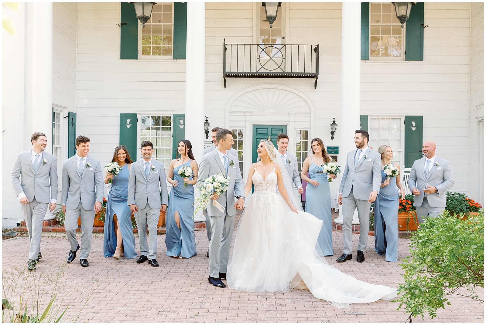 Selby Gardens Florida Wedding - Destination Wedding Photographers - Bridal Party